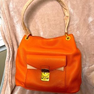 Beautiful Brand New Miu Miu Hobo